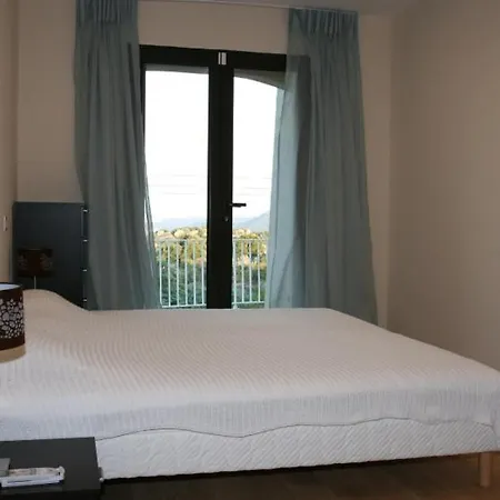 Porto-vecchio Corse فيلة بورتو فيكشْيو